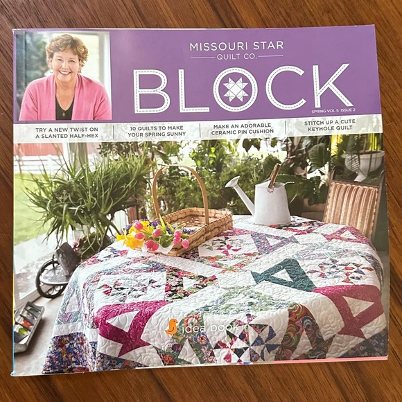 6 Missouri Star Quilt 2018 BLOCK Books - Picture 2 of 7